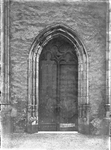 831332 Afbeelding van de westelijke ingang van de Domkerk (Domplein) te Utrecht.
